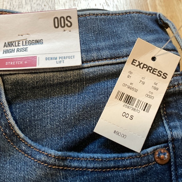 Express High Rise Ankle Legging Ripped Jeans - Picture 5 of 10